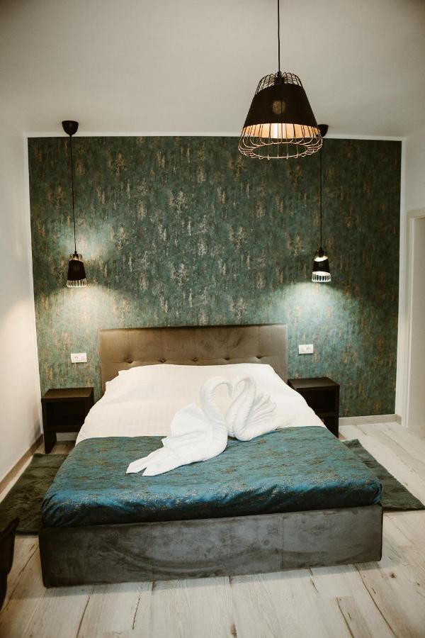 Arini White House Daire Sibiu Dış mekan fotoğraf
