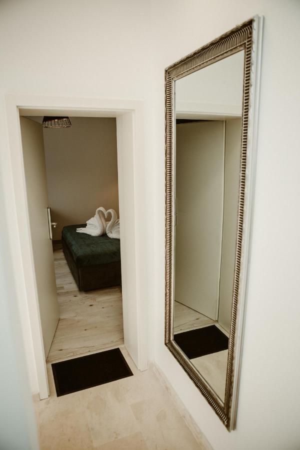 Arini White House Daire Sibiu Dış mekan fotoğraf