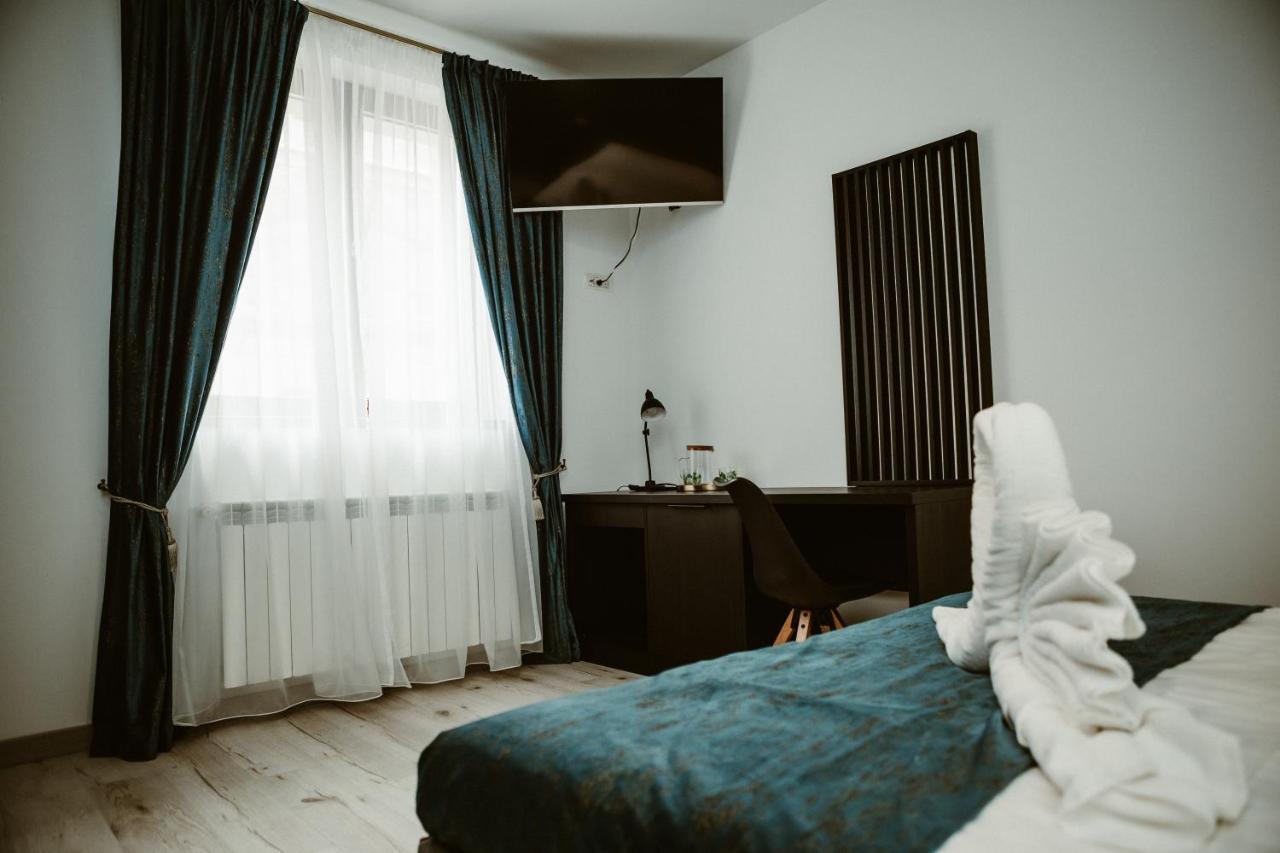 Arini White House Daire Sibiu Dış mekan fotoğraf