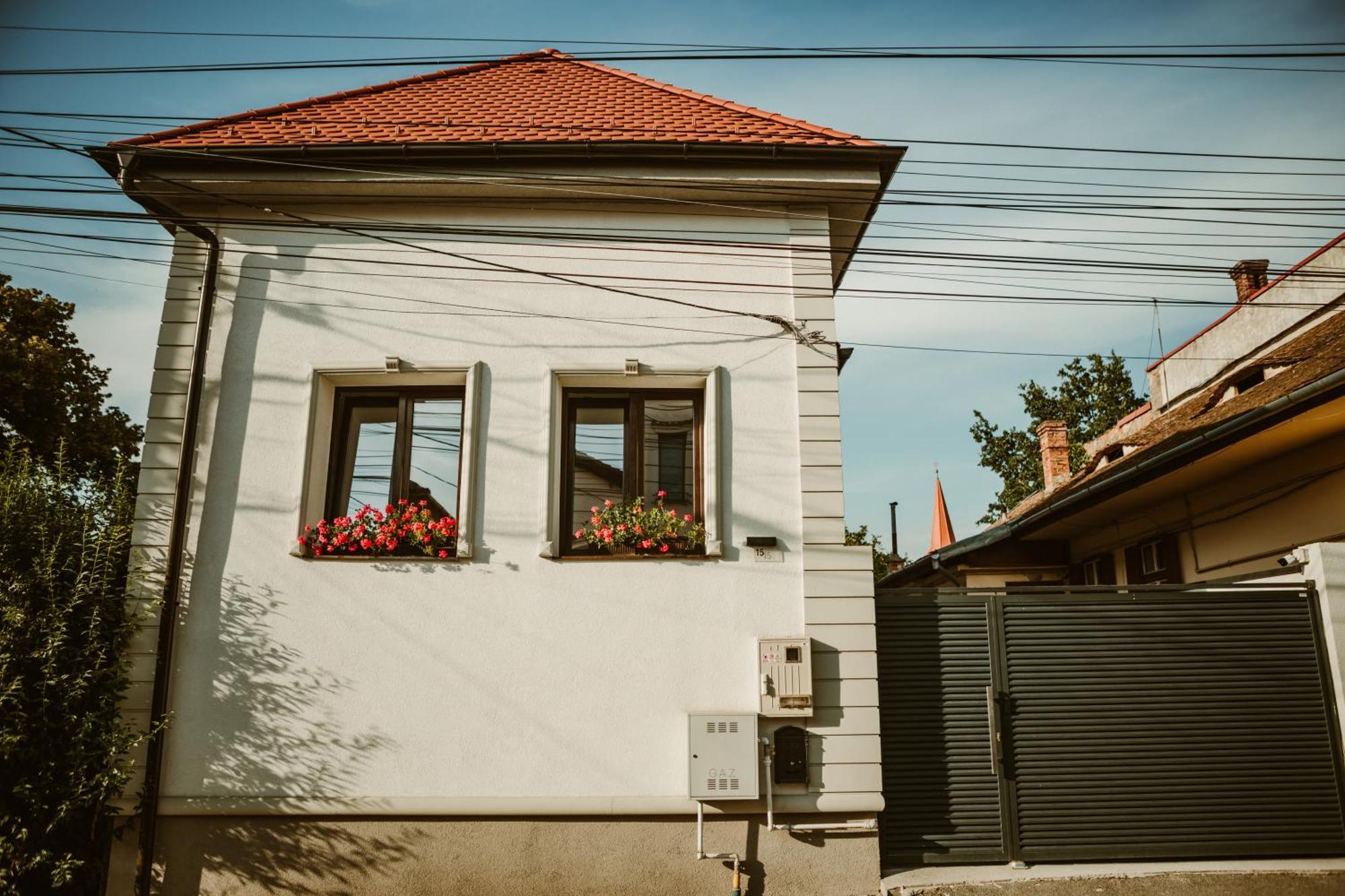 Arini White House Daire Sibiu Dış mekan fotoğraf
