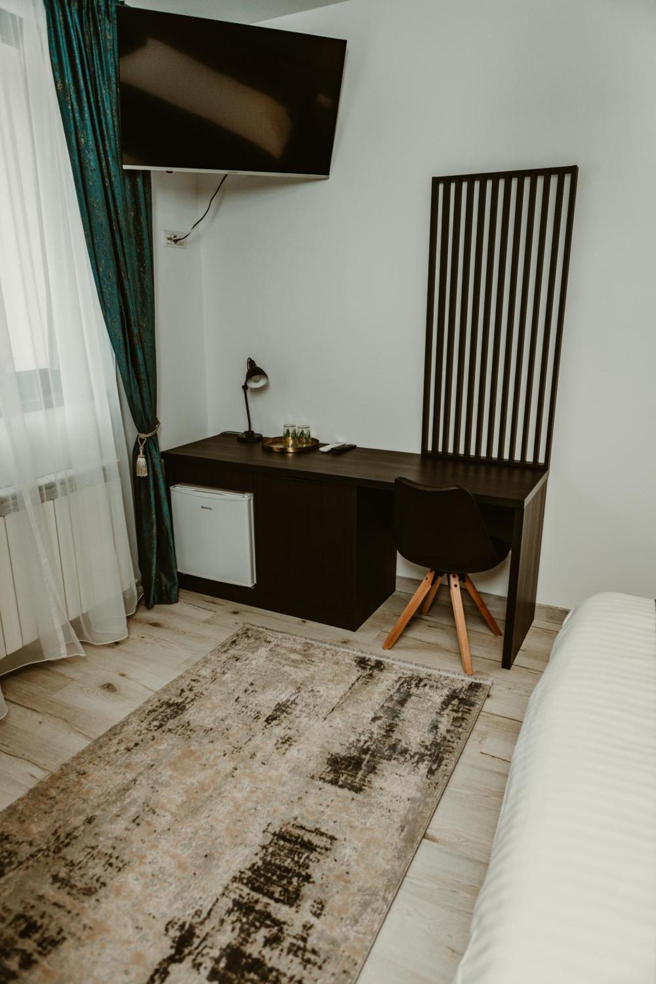 Arini White House Daire Sibiu Dış mekan fotoğraf