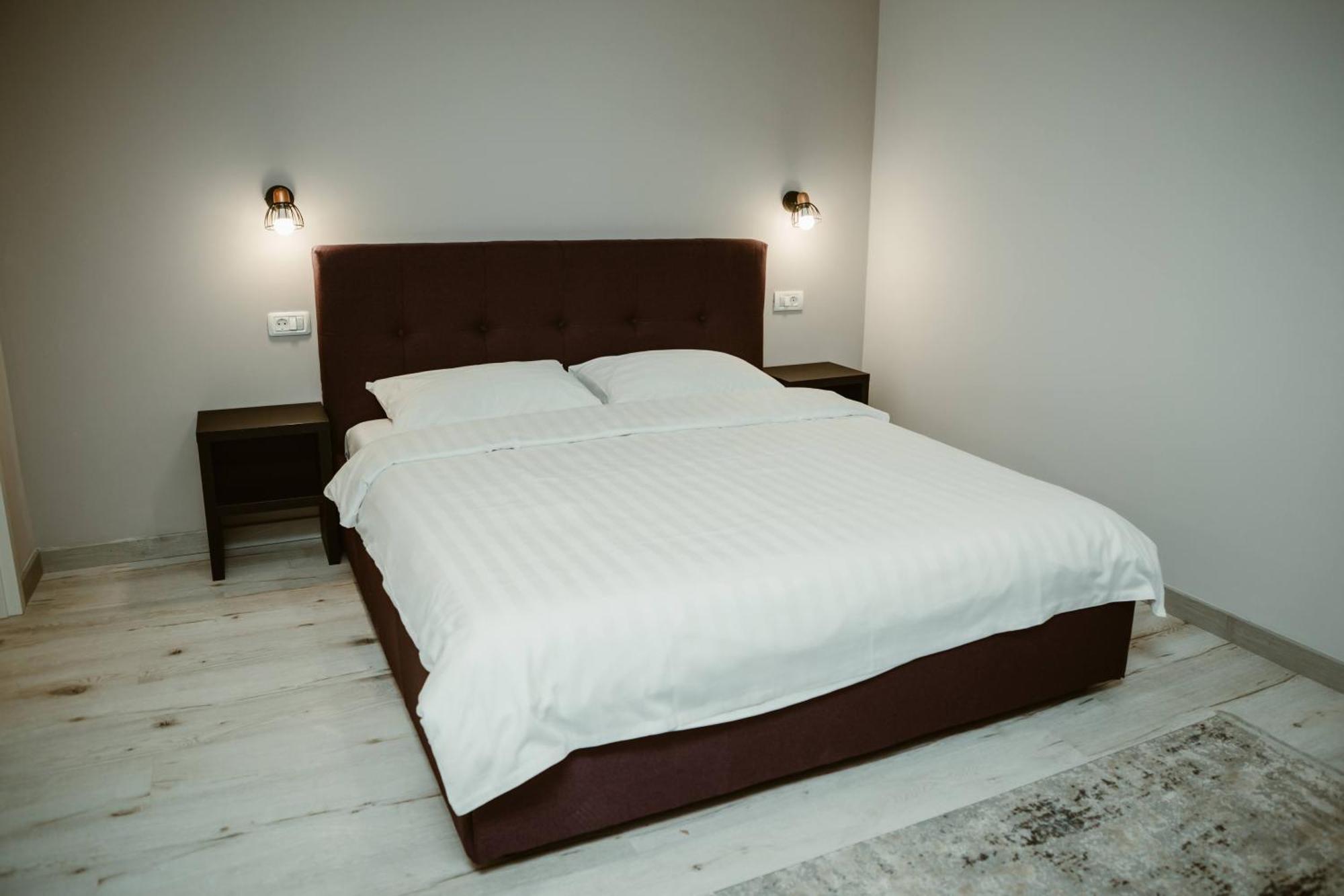 Arini White House Daire Sibiu Dış mekan fotoğraf