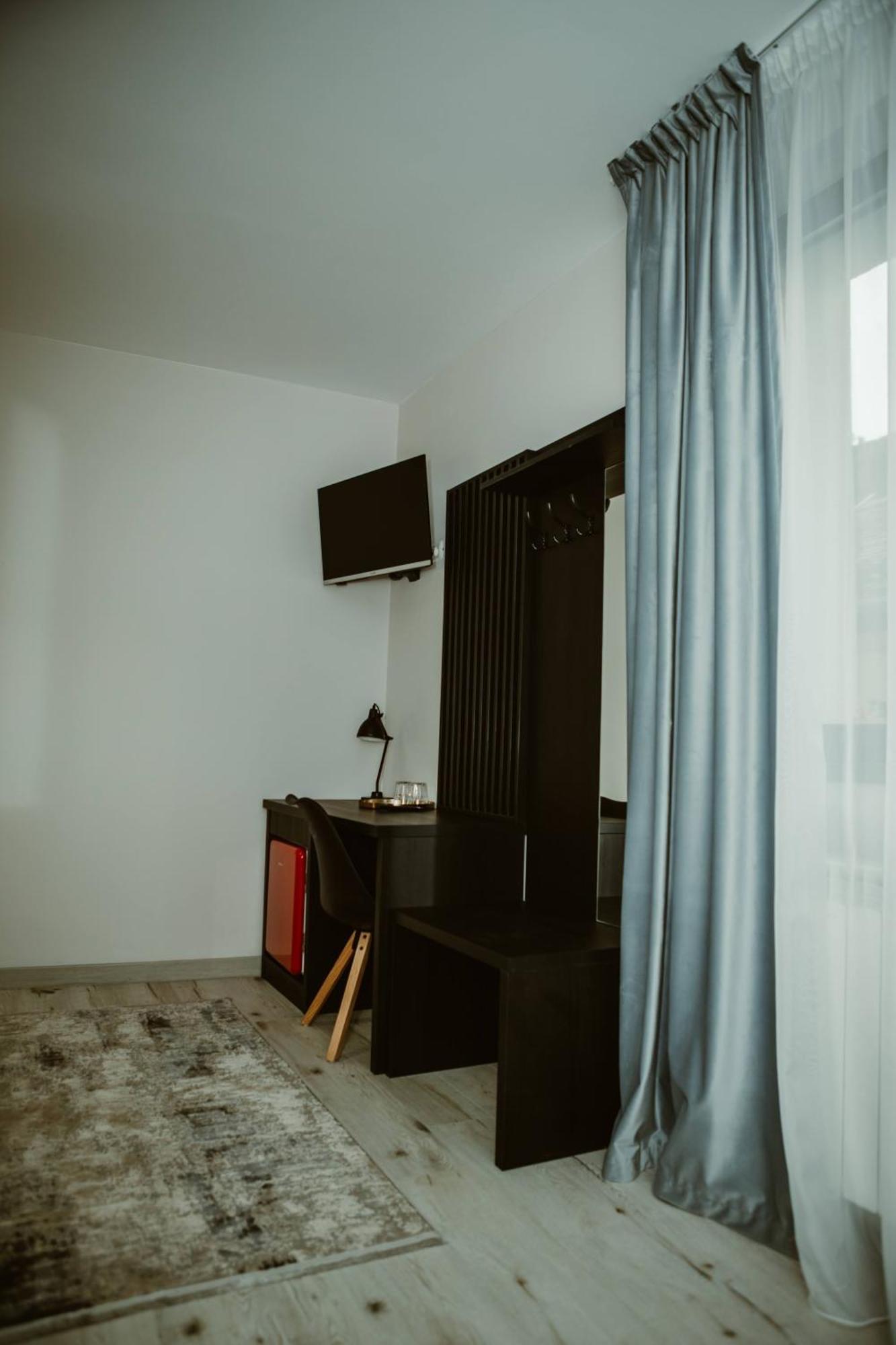 Arini White House Daire Sibiu Dış mekan fotoğraf
