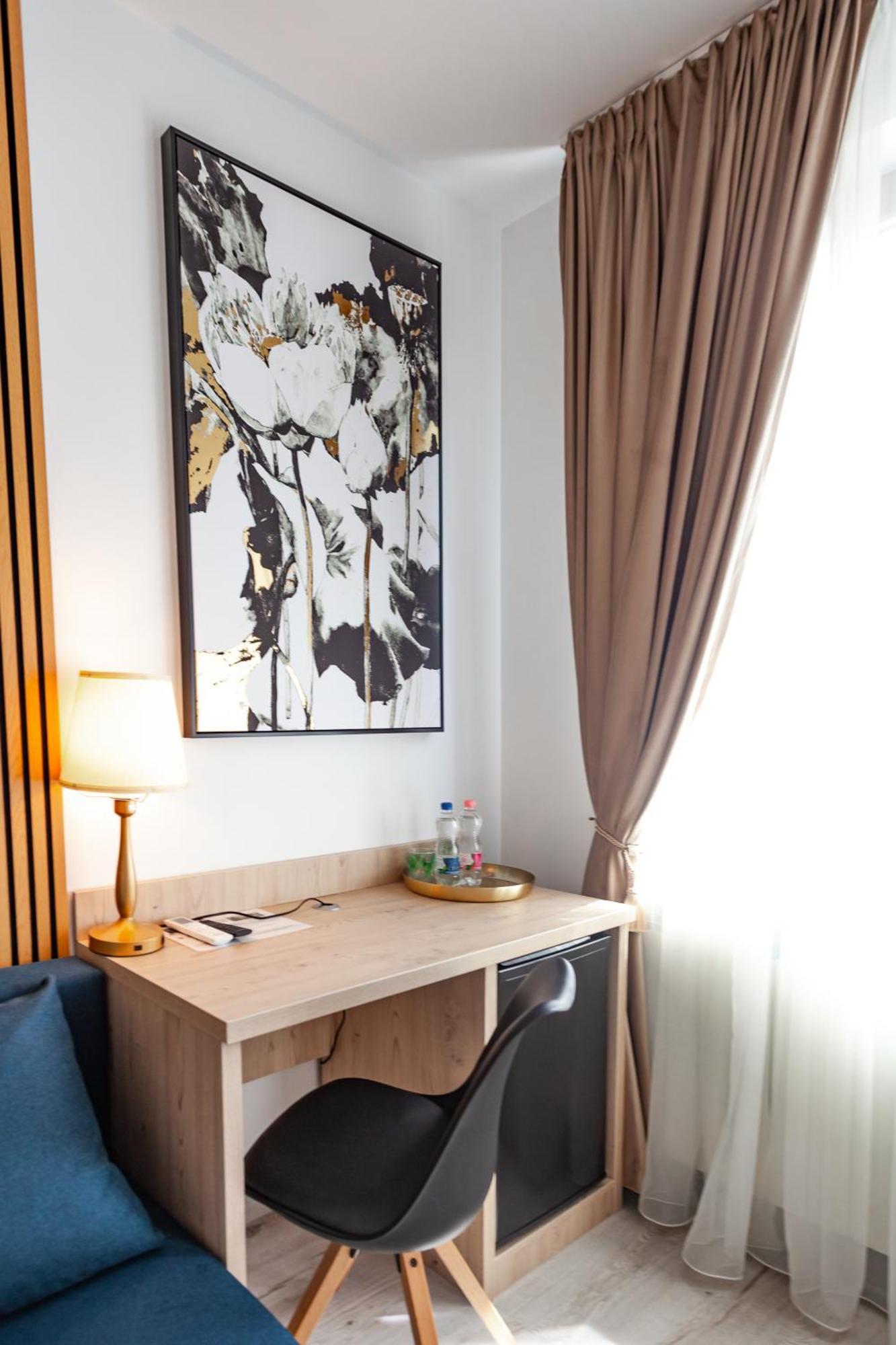 Arini White House Daire Sibiu Oda fotoğraf